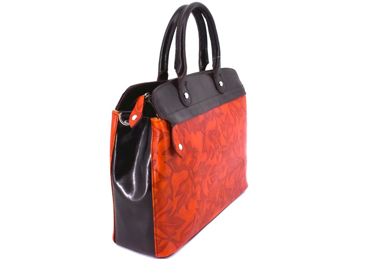 Dámská kožená kabelka s květovaným vzorem Arteddy - oranžová/tmavě hnědá 33859
