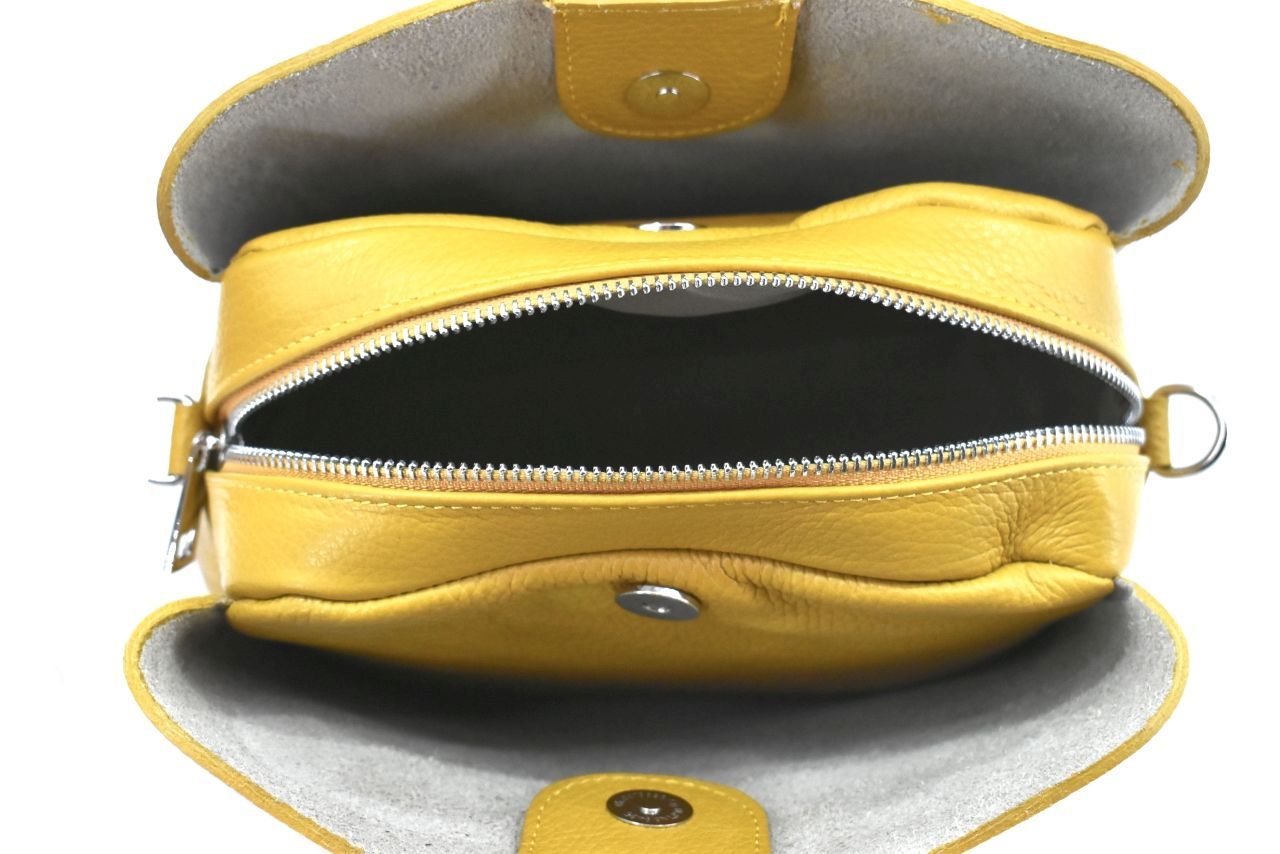 Dámská kožená kabelka Arteddy - žlutá 39957