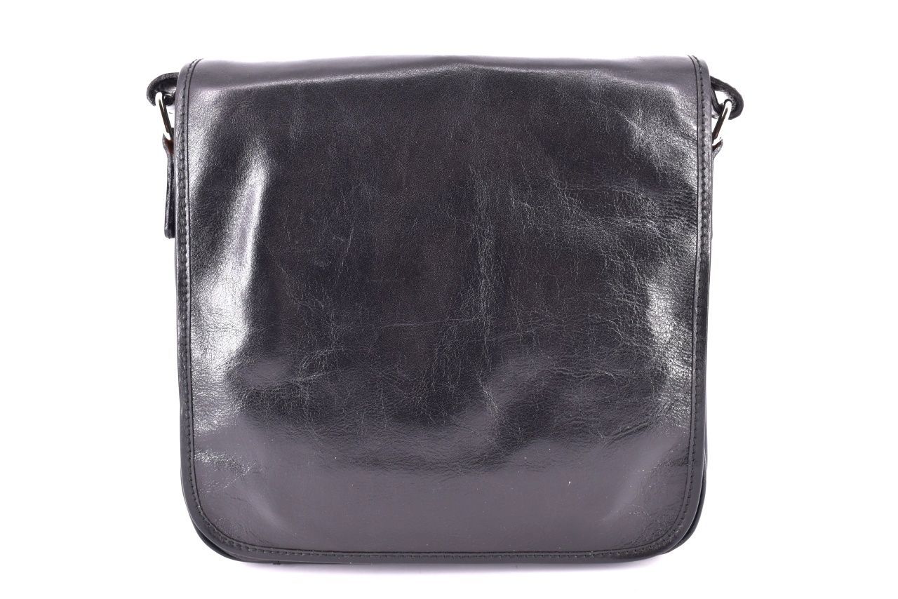 Kožená taška přes rameno crossbody s klopnou - černá 29700