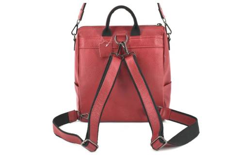 Dámský kožený prošívaný batoh a kabelka v jednom /Arteddy