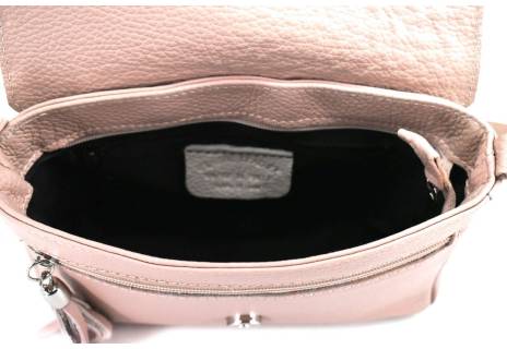 Dámská kožená crossbody kabelka s klopnou Arteddy