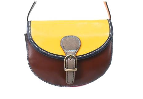 Dámská kožená crossbody kabelka s klopnou Arteddy