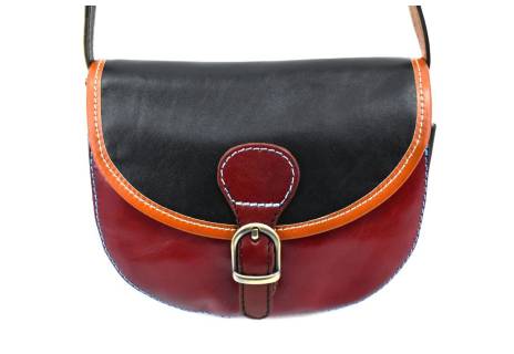 Dámská kožená crossbody kabelka s klopnou Arteddy