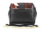 Dámská kožená kabelka s klopnou Arteddy - černá