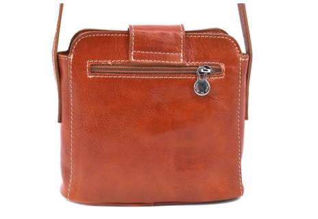 Dámská kožená crossbody kabelka s klopnou Arteddy