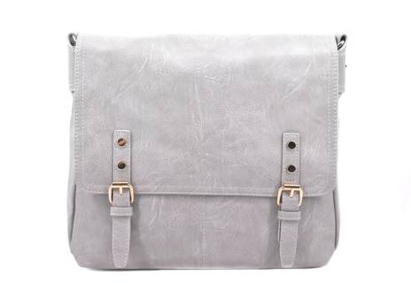 Dámská kabelka s klopnou