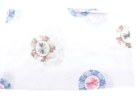 Moderní dámský šátek