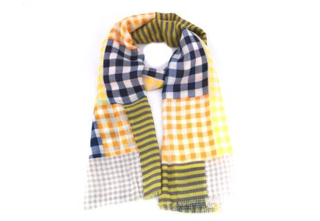 Moderní dámský šátek