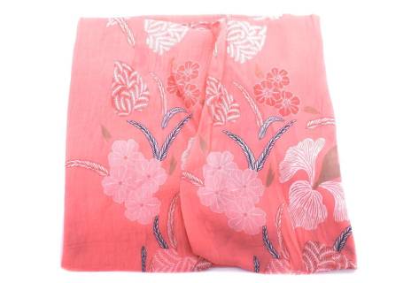 Dámský šátek Made in Italy  s květovaným vzorem