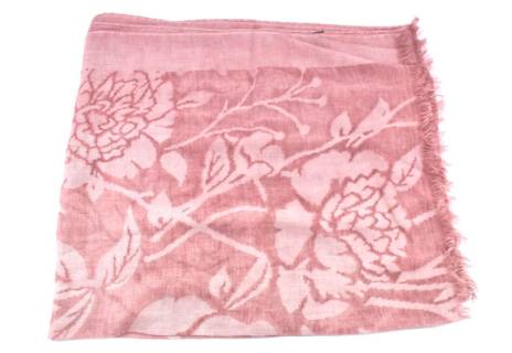 Dámský šátek  s květovaným vzorem