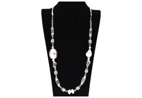 Korálky na krk - bílá