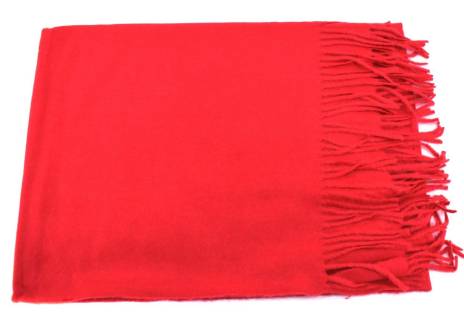 Moderní  jednobarevná šála s třásněmi