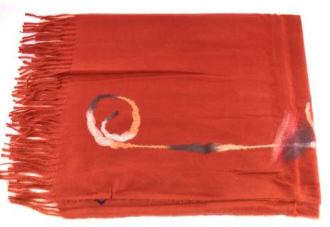 Moderní dámský šál