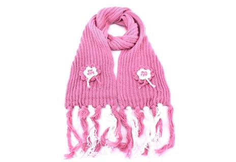 Dívčí šála s třásněmi