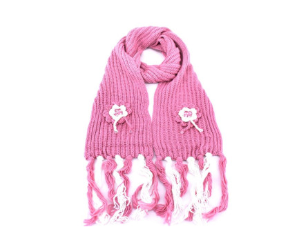 Dívčí šála s třásněmi