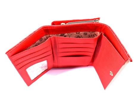 Dámská lakovaná peněženka