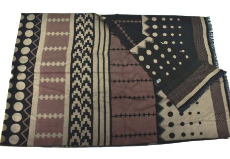 Moderní dámská vzorovaná šála