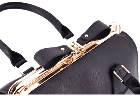 Dámská kožená kabelka Arteddy černá