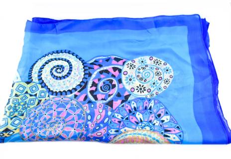 Moderní hedvábný dámský šátek