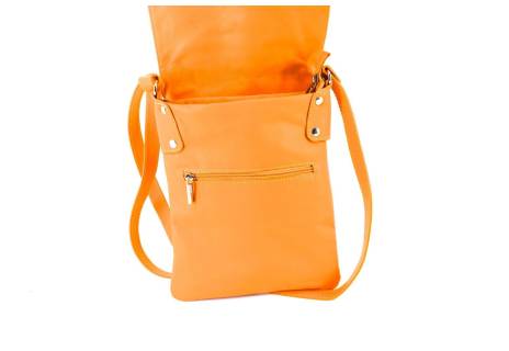 Dámská kožená crossbody kabelka s klopnou Arteddy