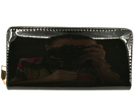 Dámská / dívčí peněženka  pouzdrového typu lakovaná
