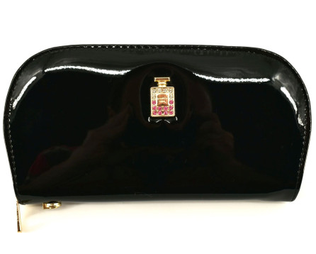 Dámská / dívčí peněženka  pouzdrového typu lakovaná