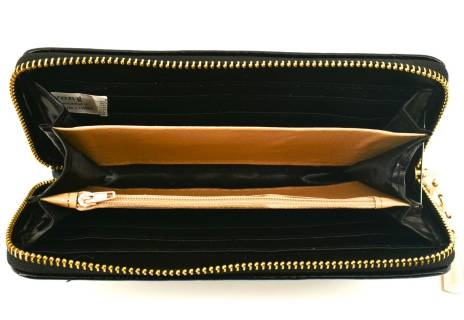 Dámská / dívčí peněženka  pouzdrového typu lakovaná