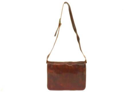 Kožená taška s klopnou Arteddy