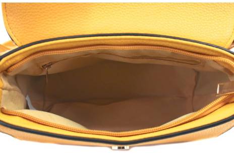 Dámská kabelka s klopnou