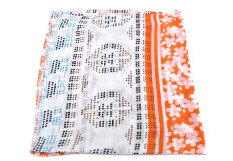 Moderní dámský šátek