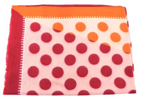 Moderní dámský šál