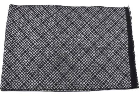 Moderní zimní  šála Coveri v dárkové krabičce