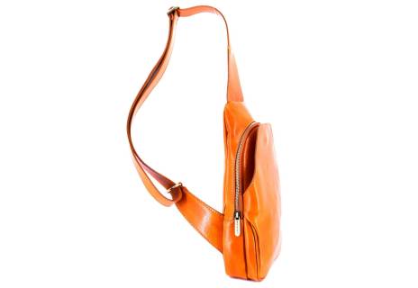 Moderní kožená taška přes rameno