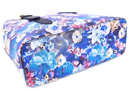 Dámská kožená kabelka s květovaným vzorem Arteddy